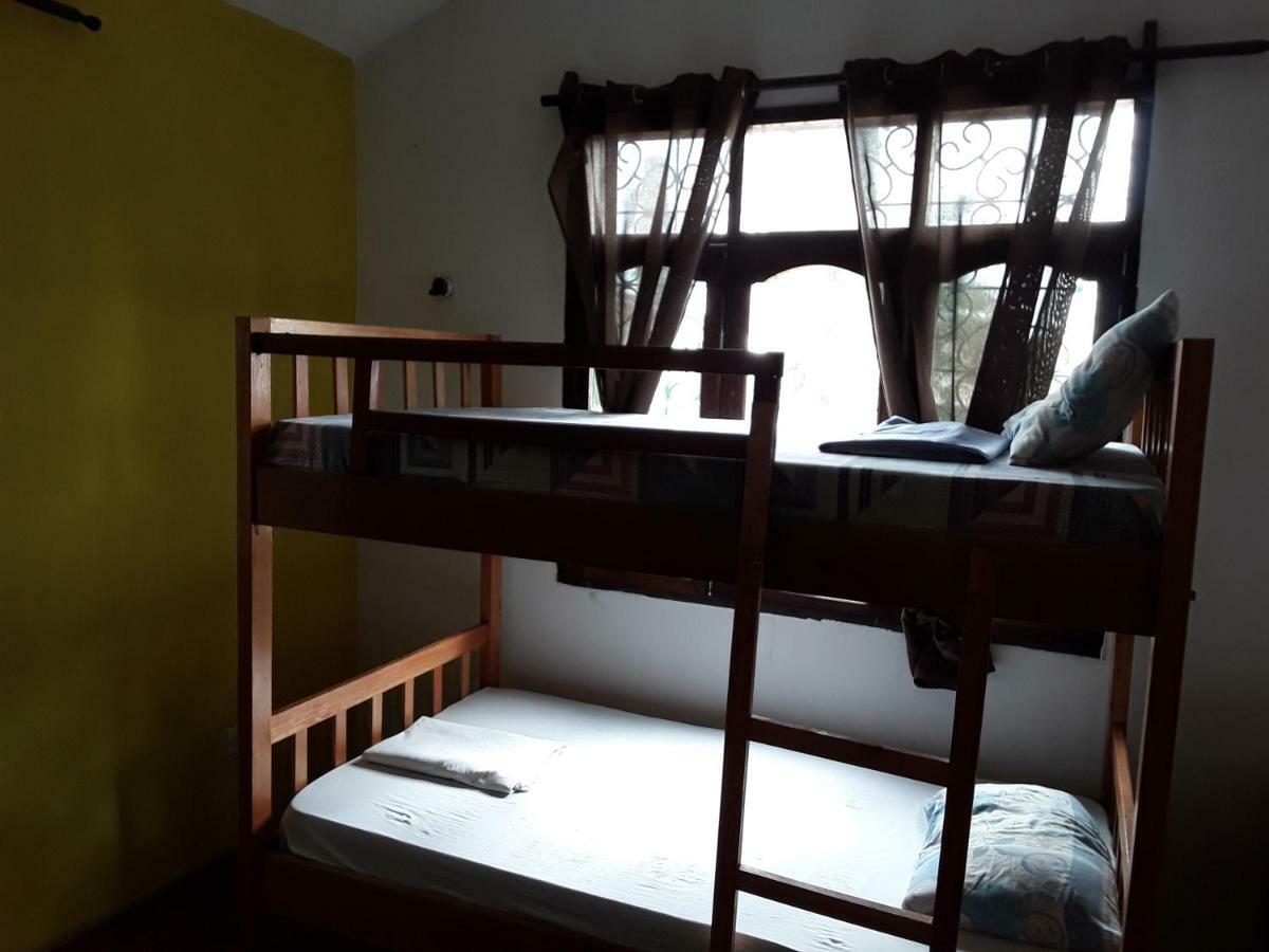 Akogo House - Bnb , Hostel, Backpackers & Volunteer Center 蒙巴萨 外观 照片