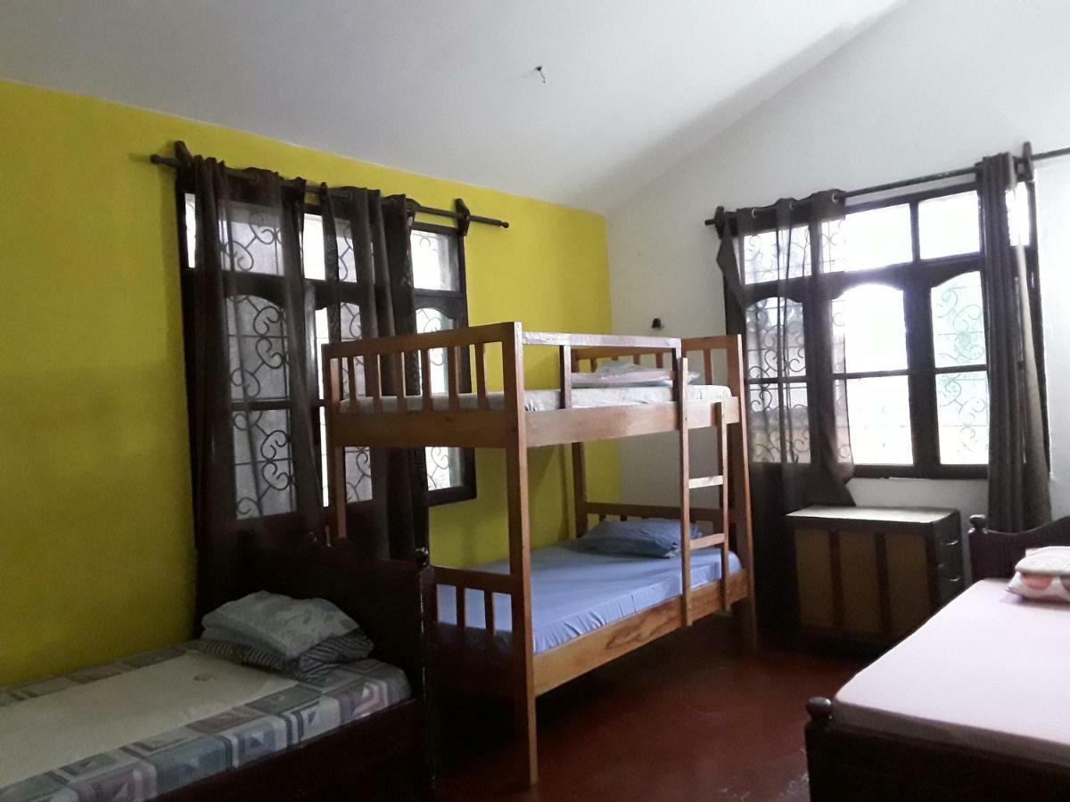 Akogo House - Bnb , Hostel, Backpackers & Volunteer Center 蒙巴萨 外观 照片