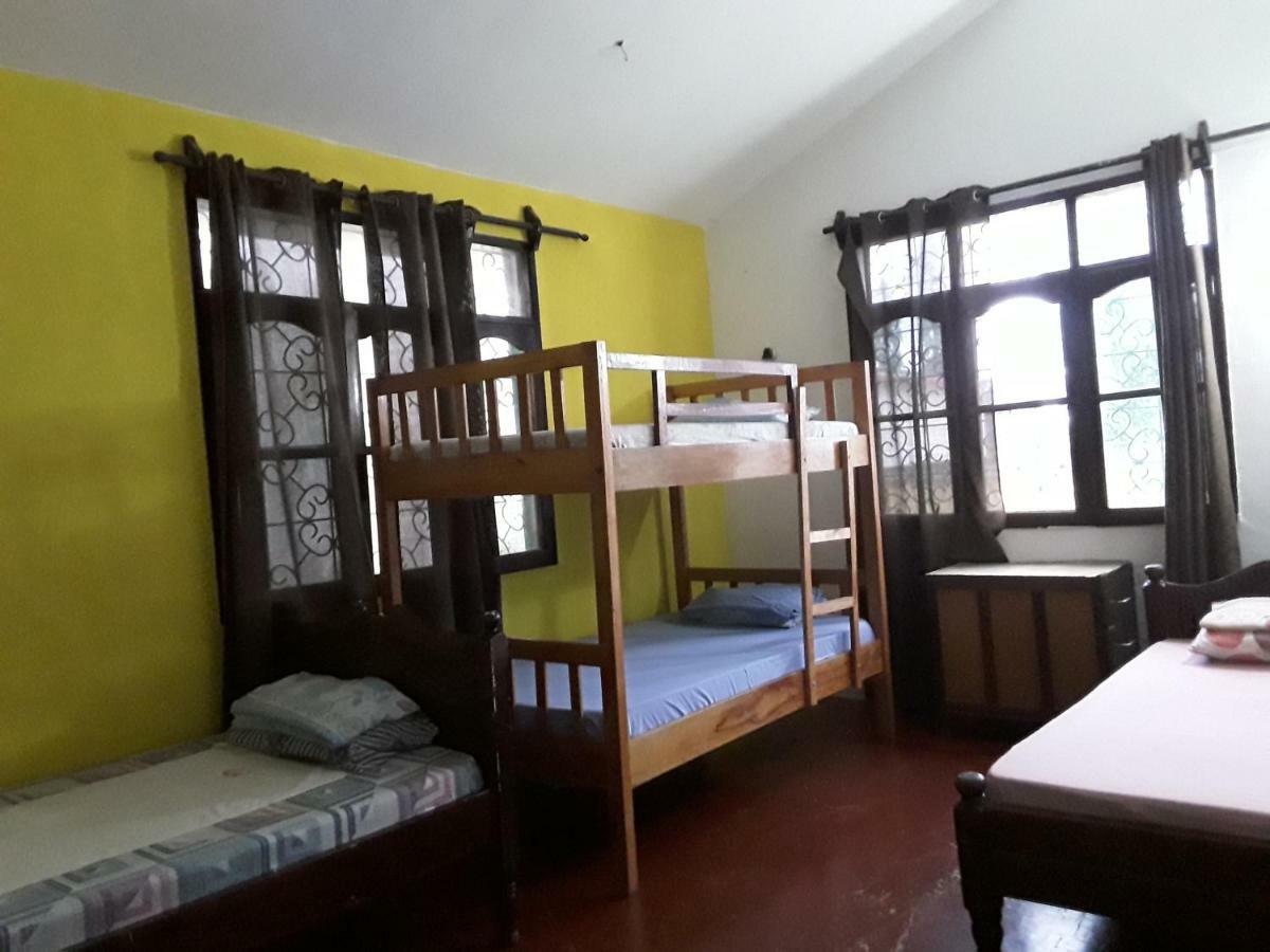 Akogo House - Bnb , Hostel, Backpackers & Volunteer Center 蒙巴萨 外观 照片